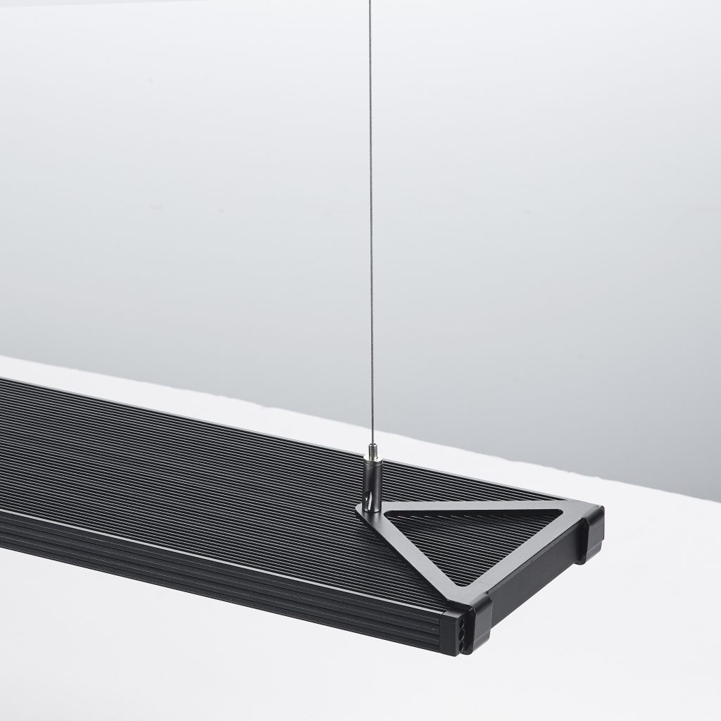Hang-1024x1024.jpg